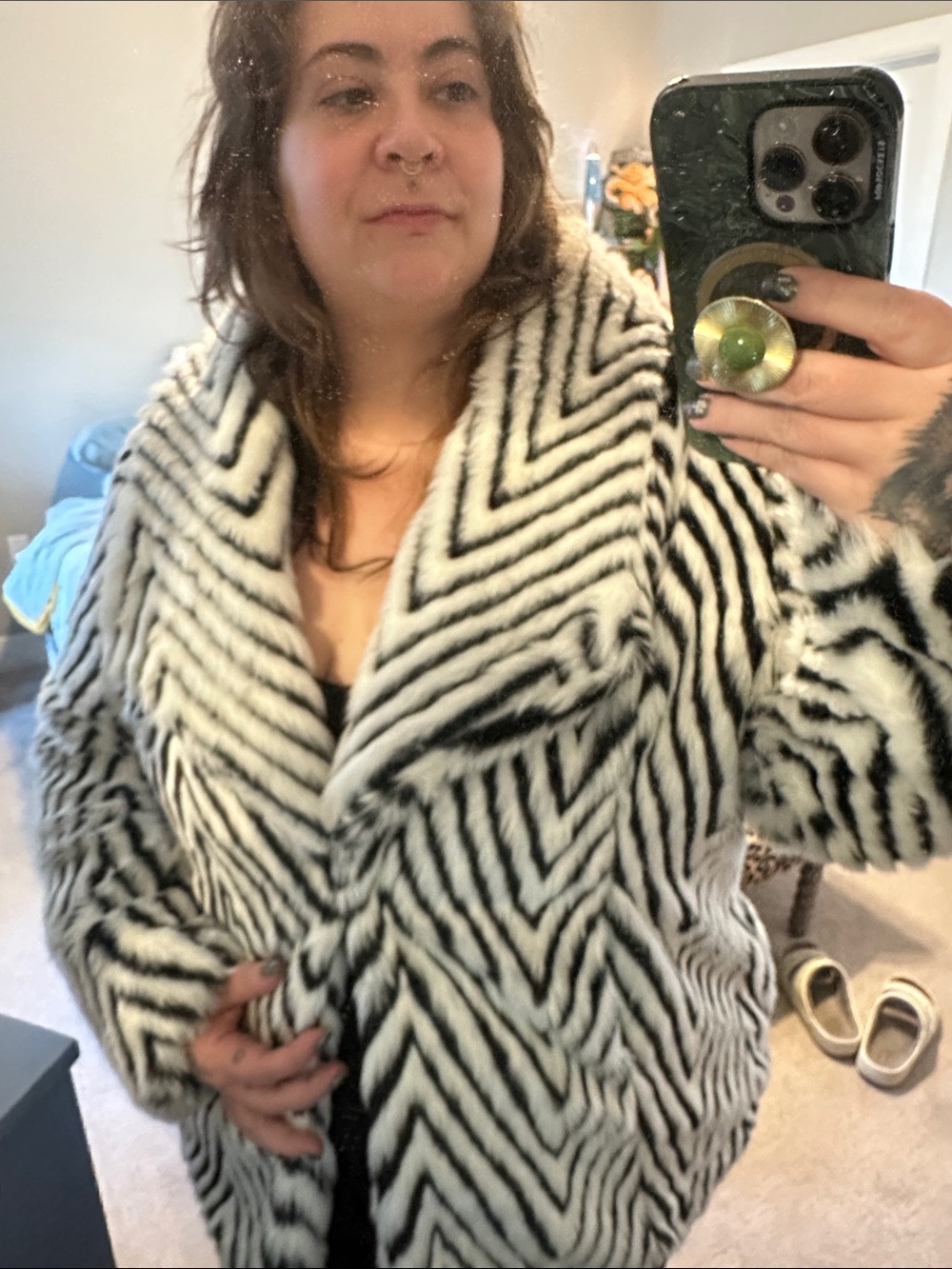 Plus Size Black & White Faux Fur Coat size UK 24